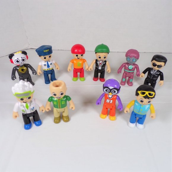 Ryan’s World Figures Bundle Lot of 10 Action Figures Boy Doll Toys Party Favors - Picture 6 of 16